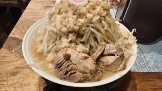 関西で人気の二郎系ラーメン｜大阪・京都・神戸のおすすめ店ガイド